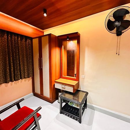 Hotel City Palace Ooty Ngoại thất bức ảnh