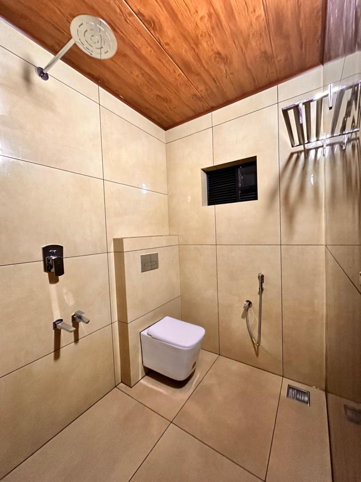 Hotel City Palace Ooty Ngoại thất bức ảnh