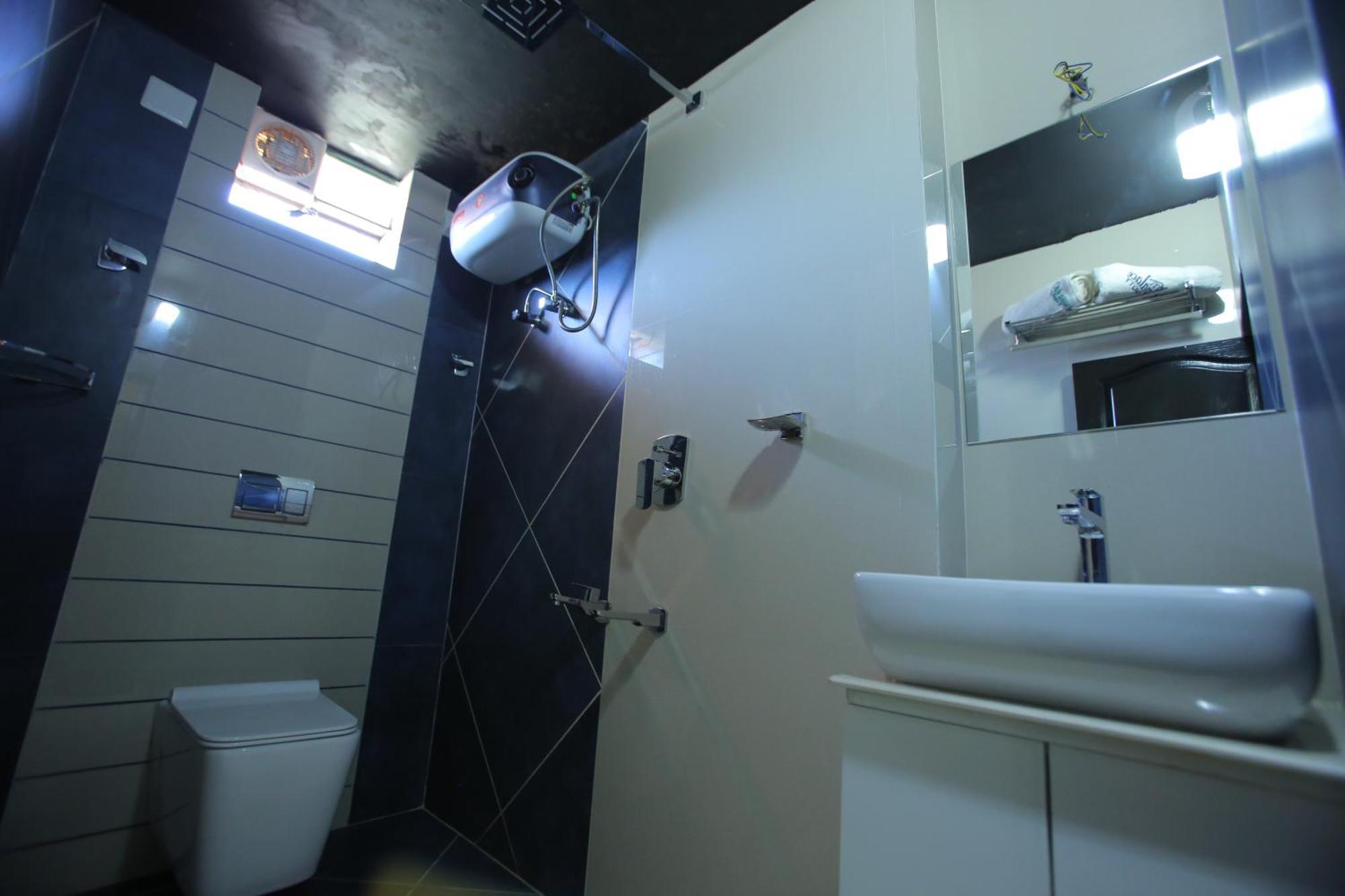 Hotel City Palace Ooty Ngoại thất bức ảnh