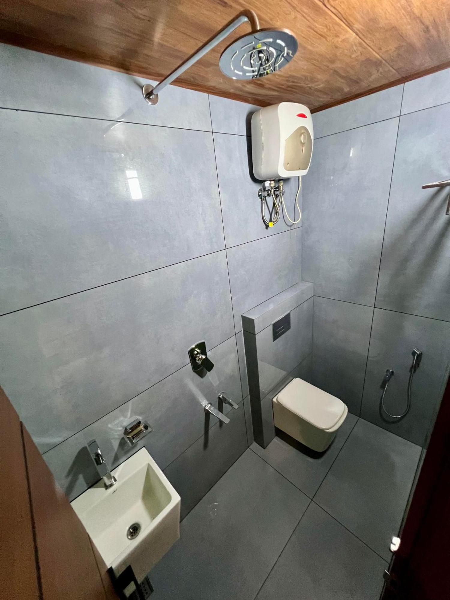 Hotel City Palace Ooty Ngoại thất bức ảnh